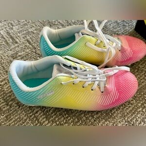 Brava Soccer Girls’ Exempt 2.0 Soccer Cleats. Size 3. Worn Twice.